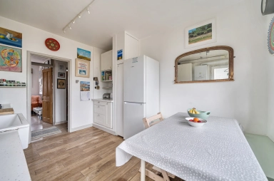 Oakford Road, Kentish Town - NW5 view 4