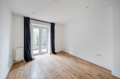 Marlborough Road, London - N19 view 5