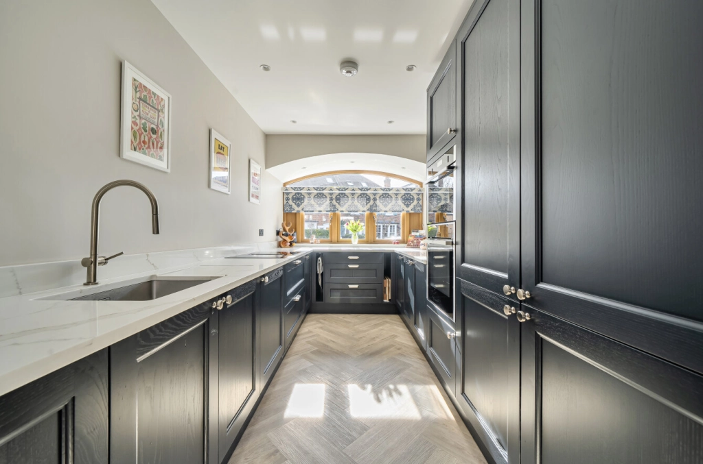 4 bedrooms houses for sale in St. Albans Road, Dartmouth Park - NW5 view 5