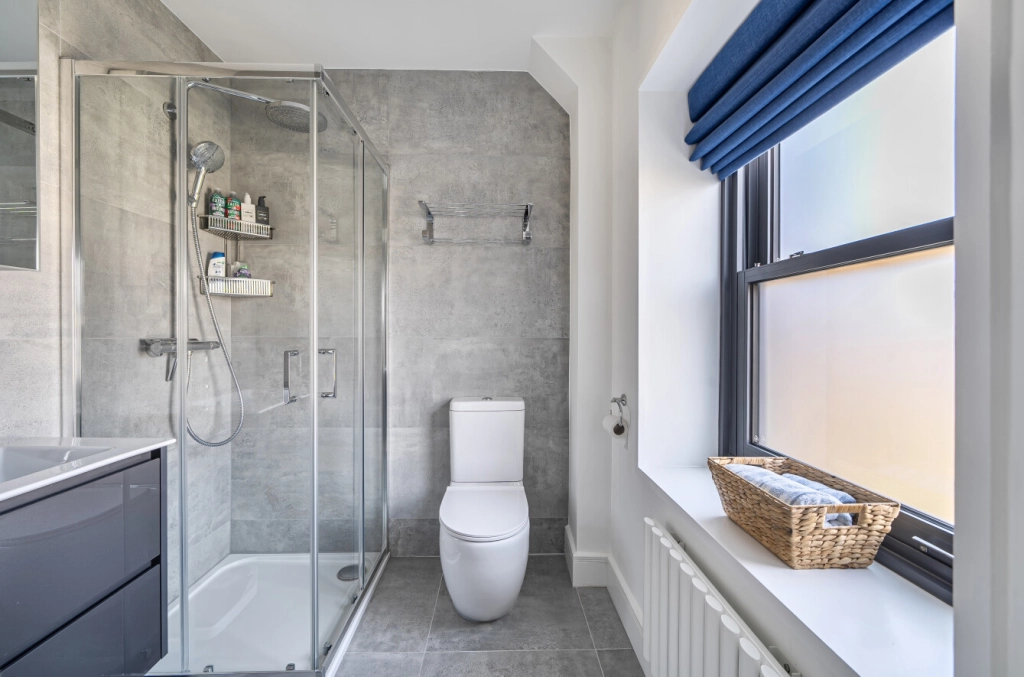 4 bedrooms houses for sale in St. Albans Road, Dartmouth Park - NW5 view 15