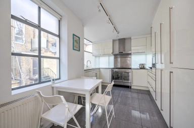 Mercers Mews, Tufnell Park - N19 view 4