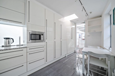 Mercers Mews, Tufnell Park - N19 view 22