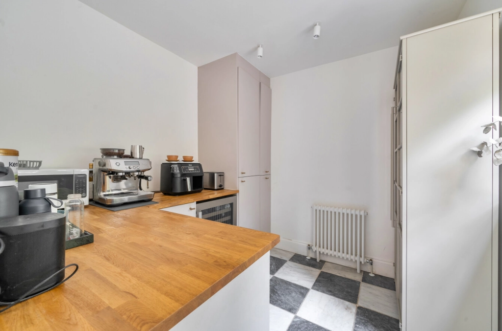 3 bedrooms houses for sale in Charlton Kings Road, Kentish Town - NW5 view 14