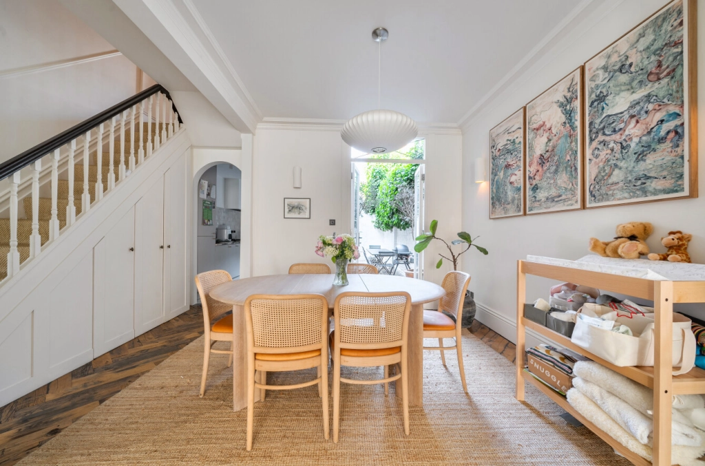 3 bedrooms houses for sale in Charlton Kings Road, Kentish Town - NW5 view 4