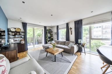 Dalmeny Avenue, Tufnell Park - N7 view 1