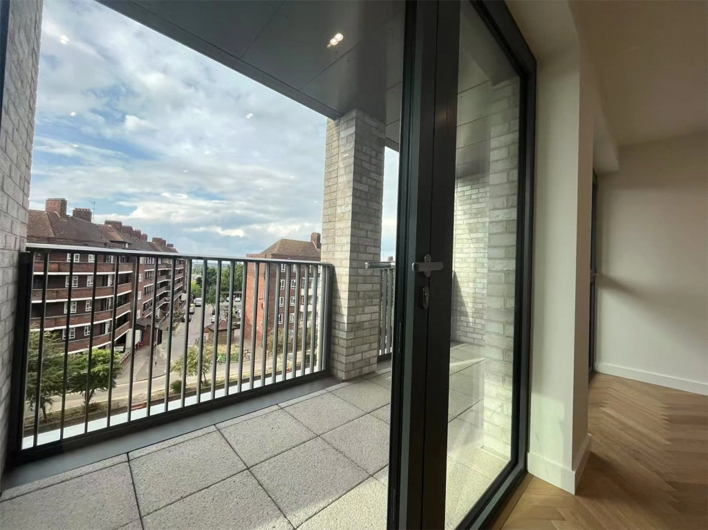 2 bedrooms apartments/flats for sale in Dragonfly Walk, London - N4 view 7
