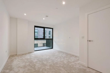 Anax Street, London - N4 view 1