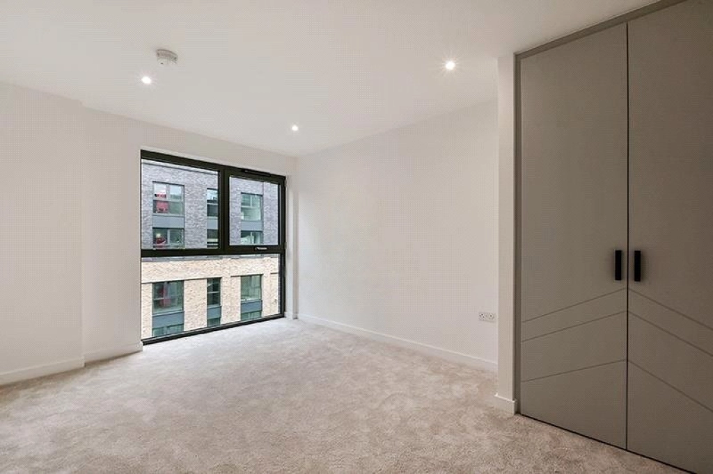 2 bedrooms apartments/flats for sale in Anax Street, London - N4 view 3