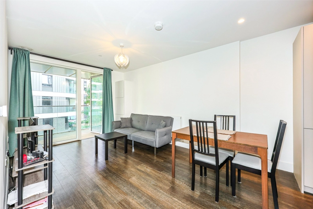 1 bedroom apartments/flats for sale in North End Road, Wembley - HA9 view 3