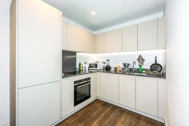 North End Road, Wembley - HA9 view 7
