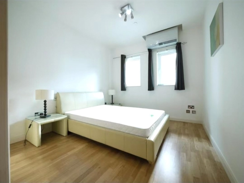 2 bedrooms apartments/flats to sale in Uxbridge Road, Ealing-image 7