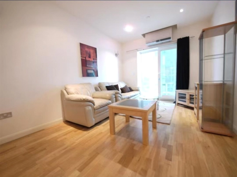 2 bedrooms apartments/flats to sale in Uxbridge Road, Ealing-image 2