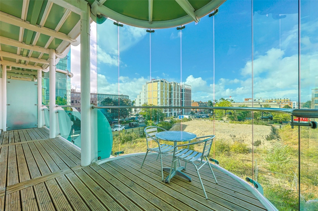 2 bedrooms apartments/flats for sale in Uxbridge Road, Ealing - W5 view 9