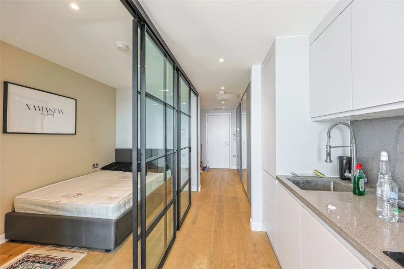 Studio apartments/flats to sale in Harrow Road, Wembley-image 5
