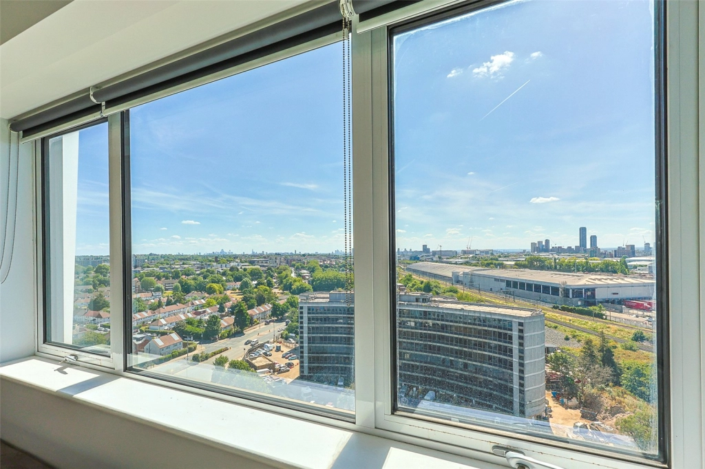 Studio apartments/flats for sale in Harrow Road, Wembley - HA9 view 10