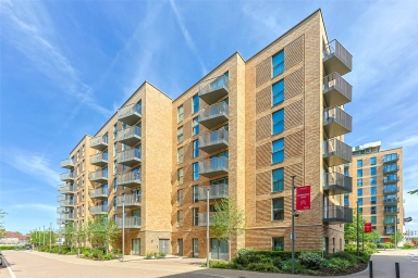 Memorial Avenue, Slough, Berkshire - SL1 view 17