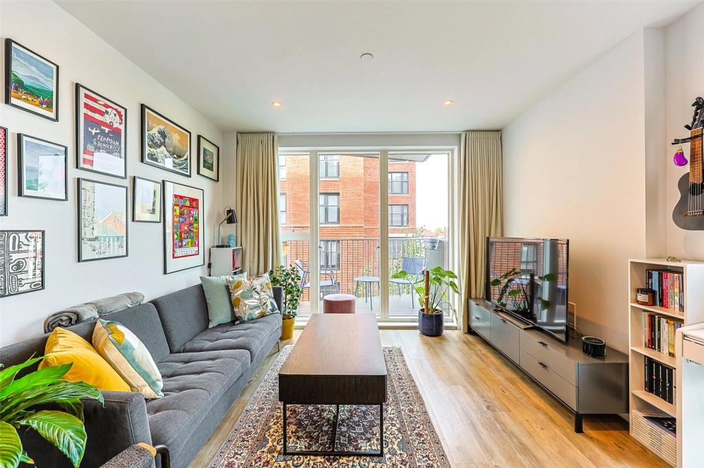 2 bedrooms apartments/flats for sale in Memorial Avenue, Slough, Berkshire - SL1 view 12