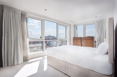 Longfield Avenue, Ealing - W5 view 4