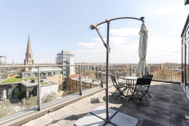 Longfield Avenue, Ealing - W5 view 3