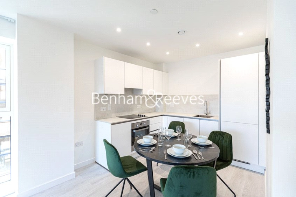 1 bedroom apartments/flats for sale in East Acton Lane, London - W3 view 3