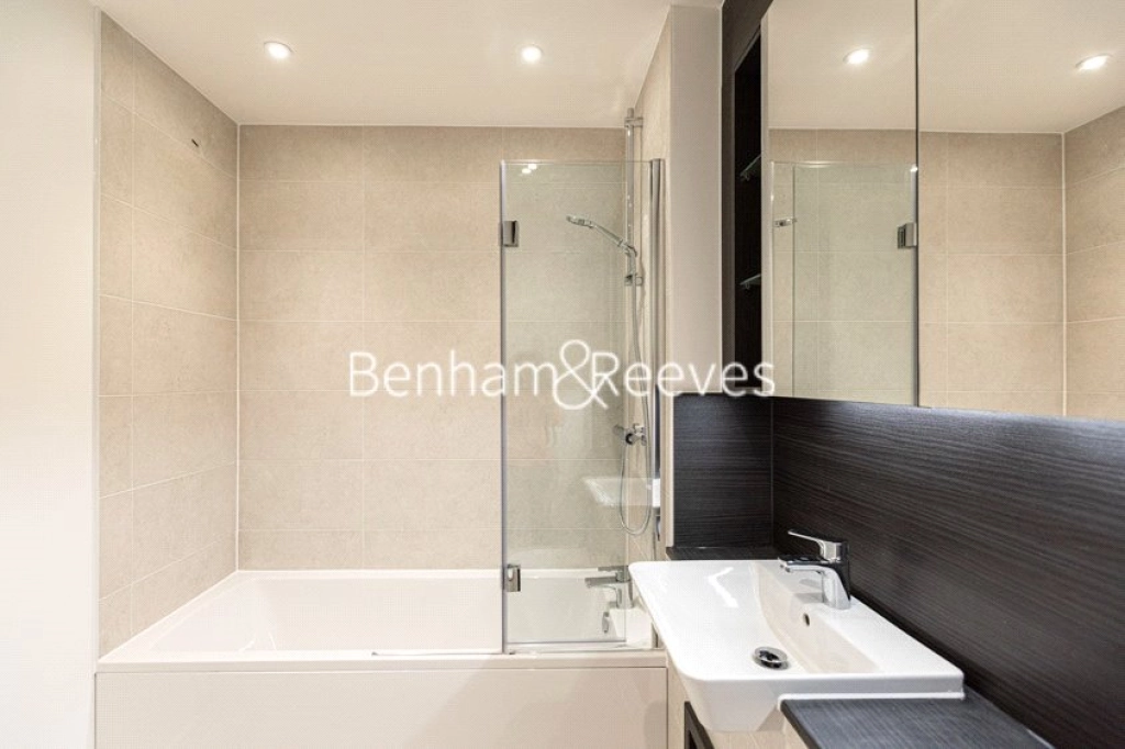 1 bedroom apartments/flats for sale in East Acton Lane, London - W3 view 5