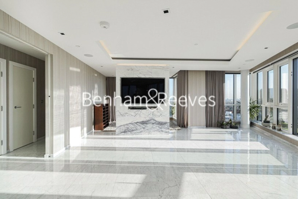 3 bedrooms apartments/flats for sale in Longfield Avenue, London - W5 view 2