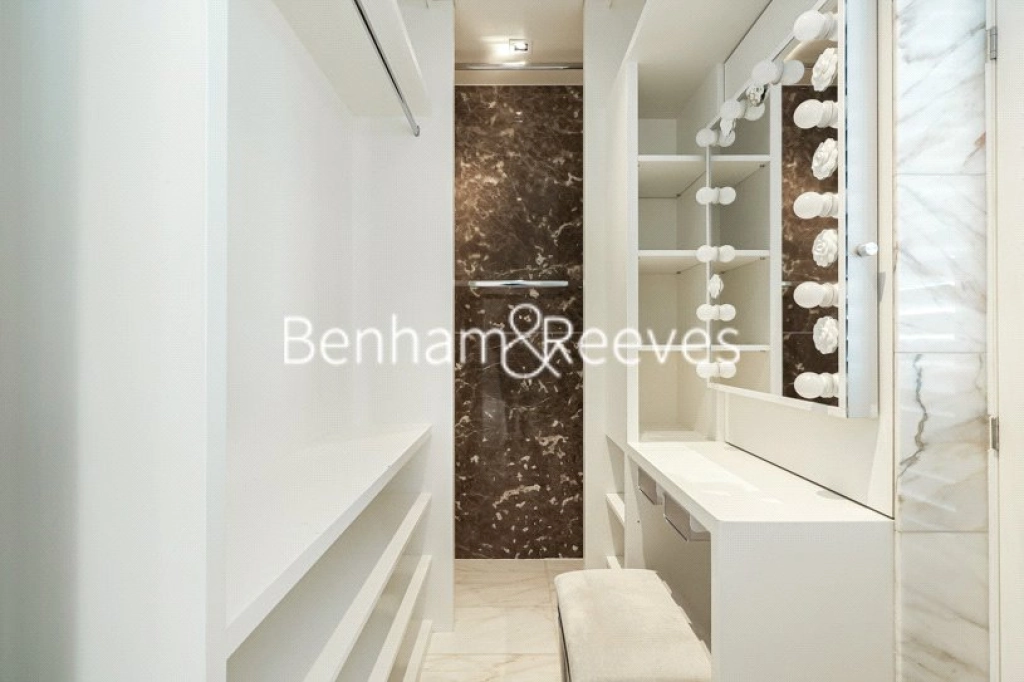 3 bedrooms apartments/flats for sale in Longfield Avenue, London - W5 view 19