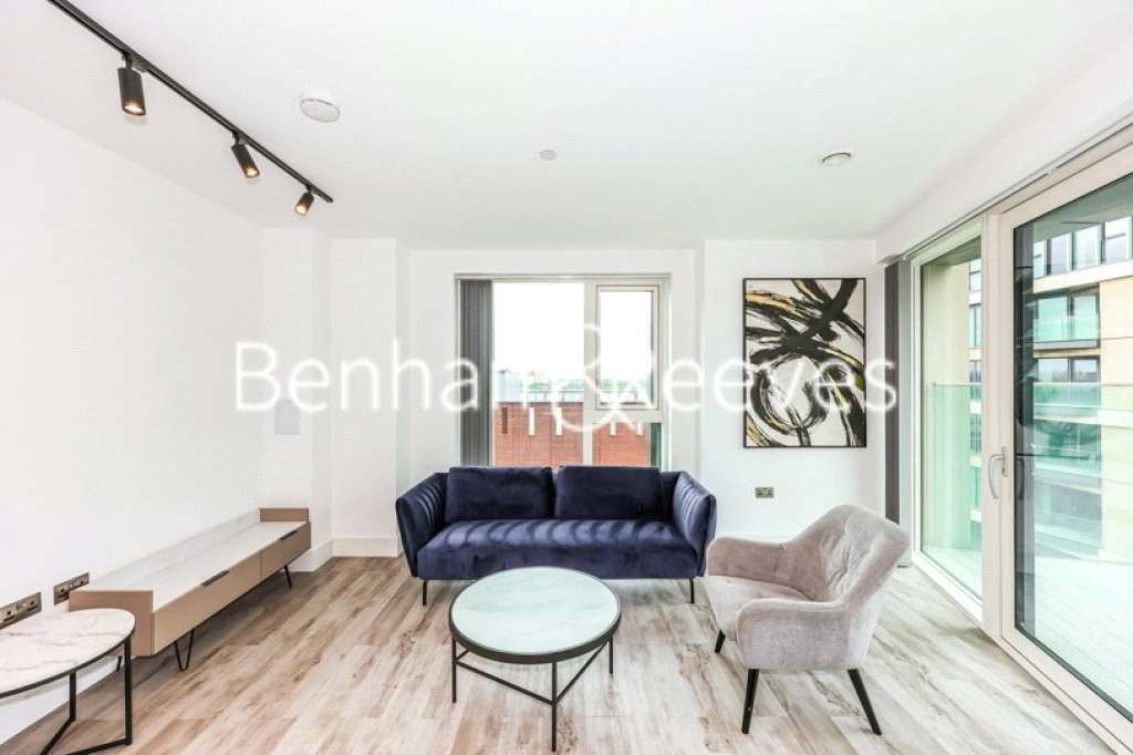 2 bedrooms apartments/flats for sale in Portal Way, London - W3 view 2