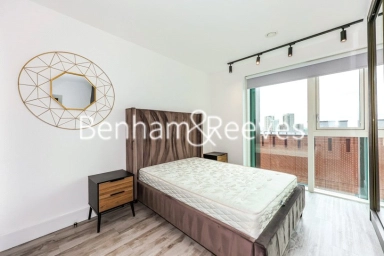 Portal Way, London - W3 view 9