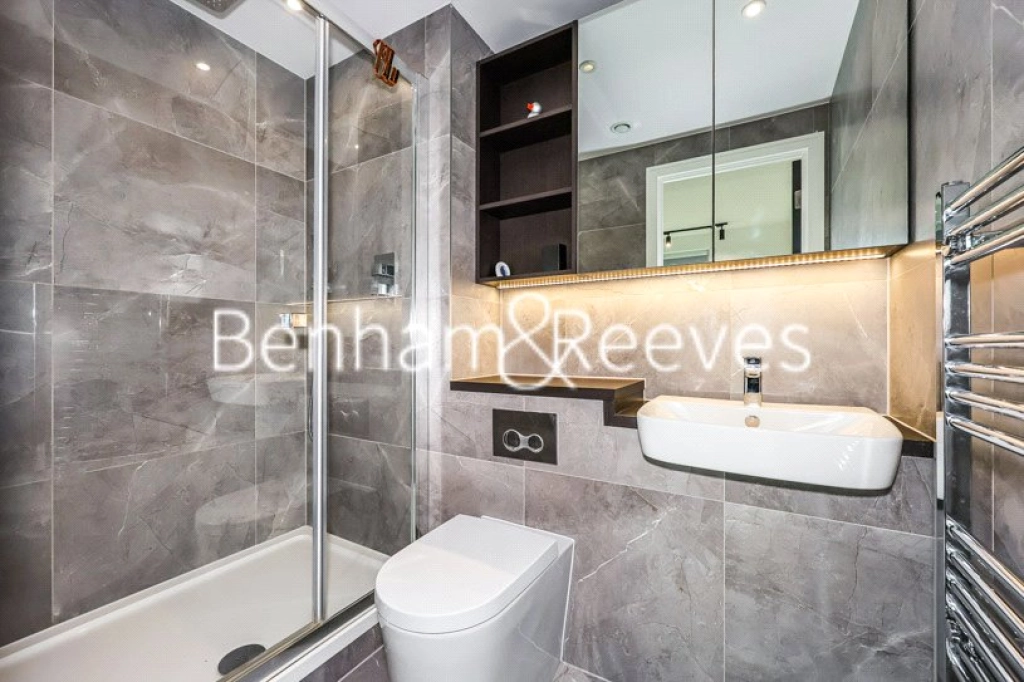 2 bedrooms apartments/flats for sale in Portal Way, London - W3 view 10