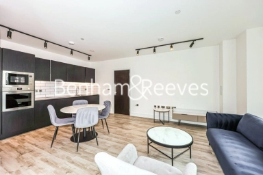 Portal Way, London - W3 view 11