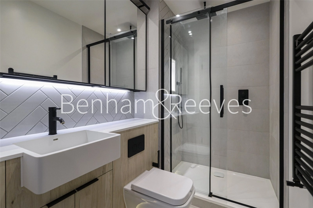 2 bedrooms apartments/flats for sale in Cedrus Avenue, Southall - UB1 view 7