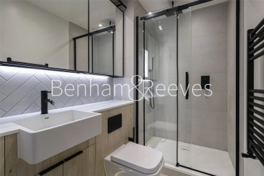 Cedrus Avenue, Southall - UB1 view 7