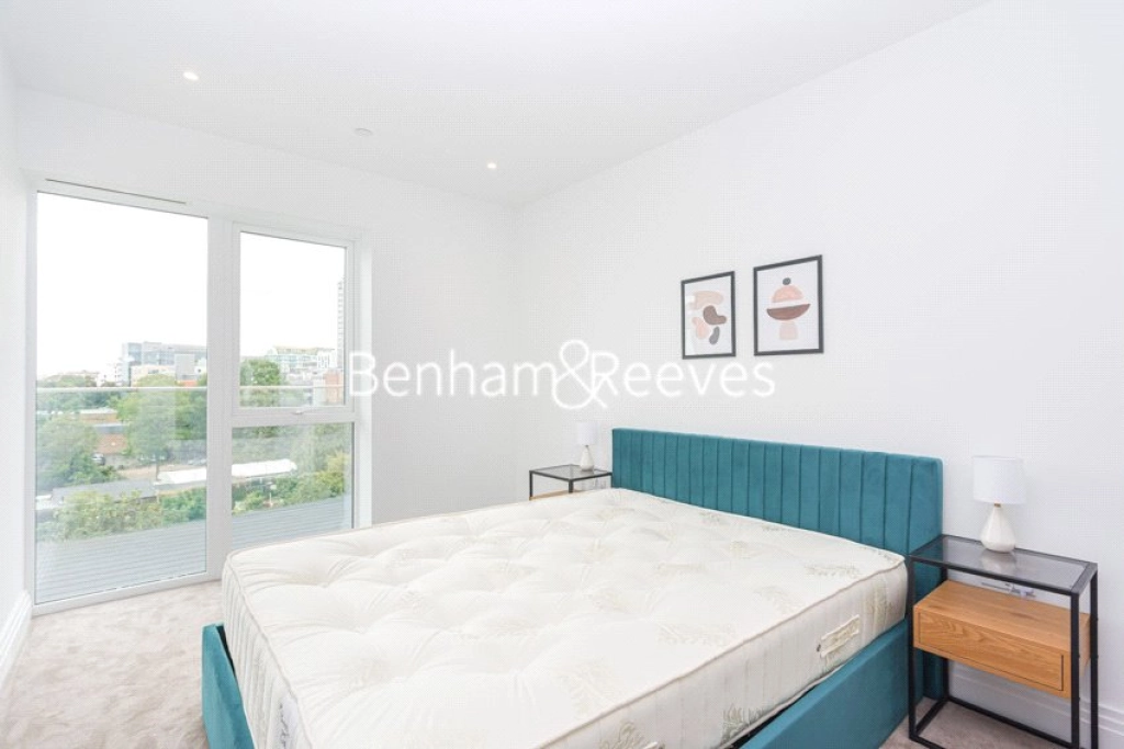 1 bedroom apartments/flats for sale in Filmworks Walk, London - W5 view 3