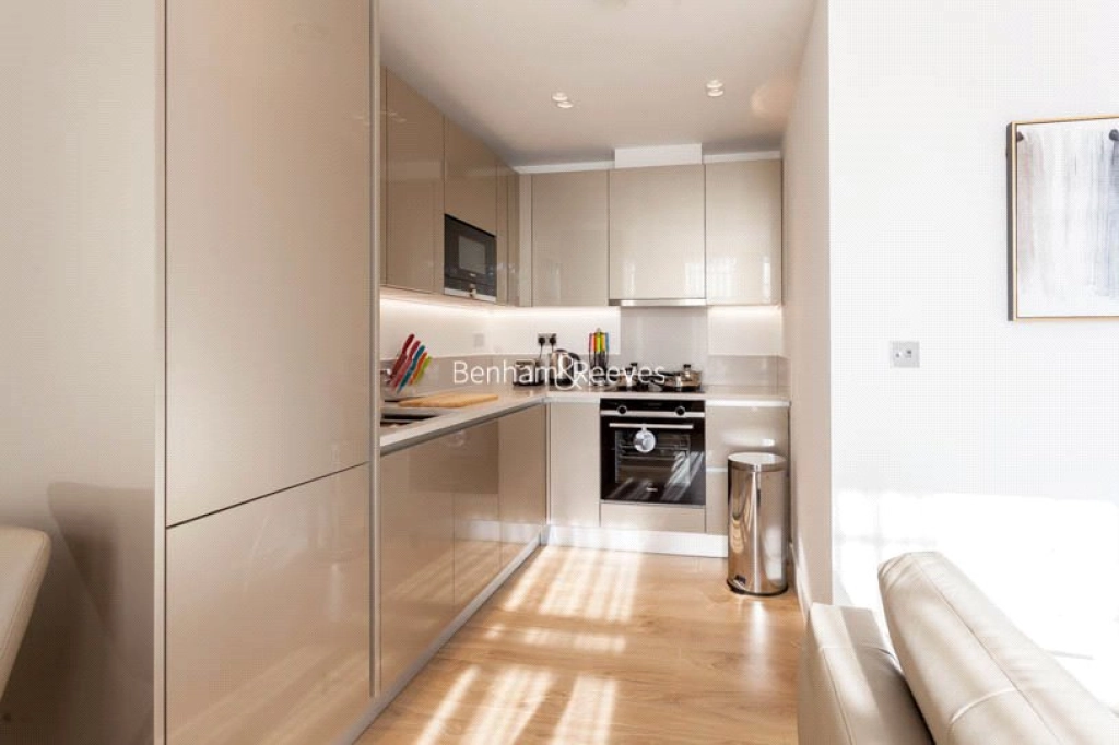 2 bedrooms apartments/flats for sale in New Broadway, London - W5 view 2