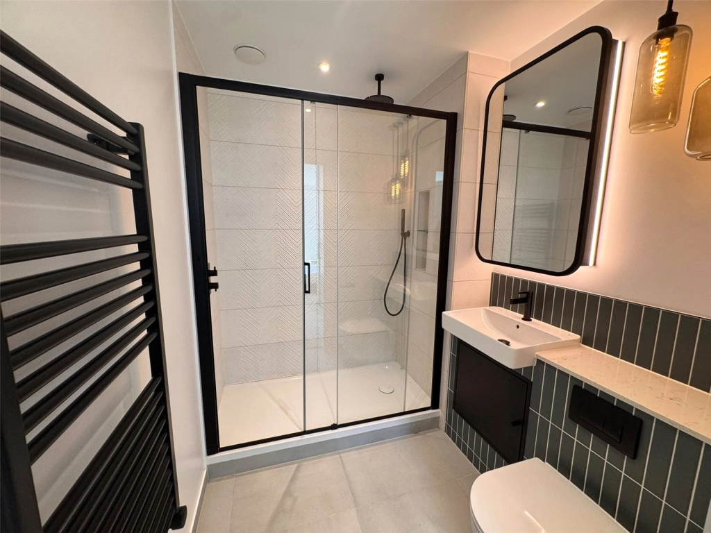 2 bedrooms apartments/flats for sale in Cedrus Avenue, Southall - UB1 view 11