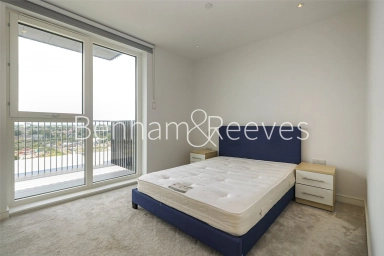 Cedrus Avenue, Southall - UB1 view 6