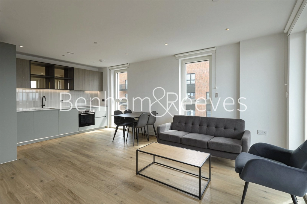 2 bedrooms apartments/flats for sale in Cedrus Avenue, Southall - UB1 view 8