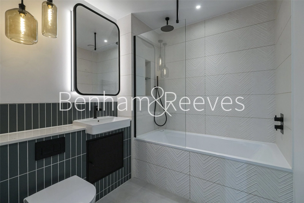 2 bedrooms apartments/flats for sale in Cedrus Avenue, Southall - UB1 view 5