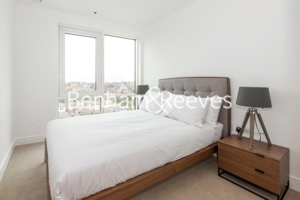 2 bedrooms apartments/flats for sale in Longfield Avenue, London - W5 view 3
