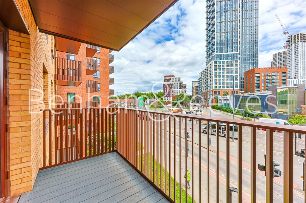 1 bedroom apartments/flats for sale in Horn Lane, London - W3 view 6