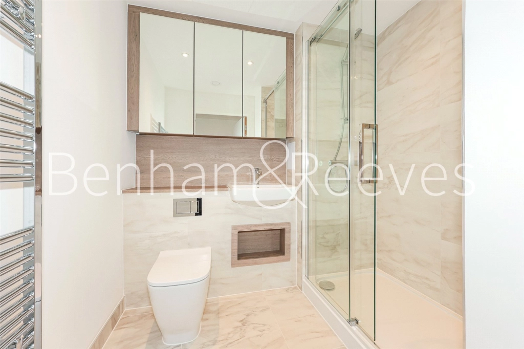 1 bedroom apartments/flats for sale in Horn Lane, London - W3 view 4