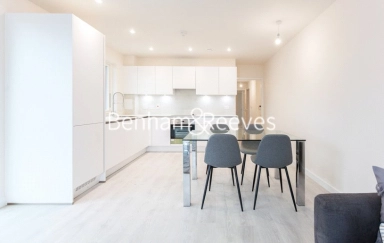 Hargrave Drive, Harrow - HA1 view 9