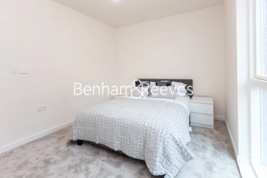 Hargrave Drive, Harrow - HA1 view 11