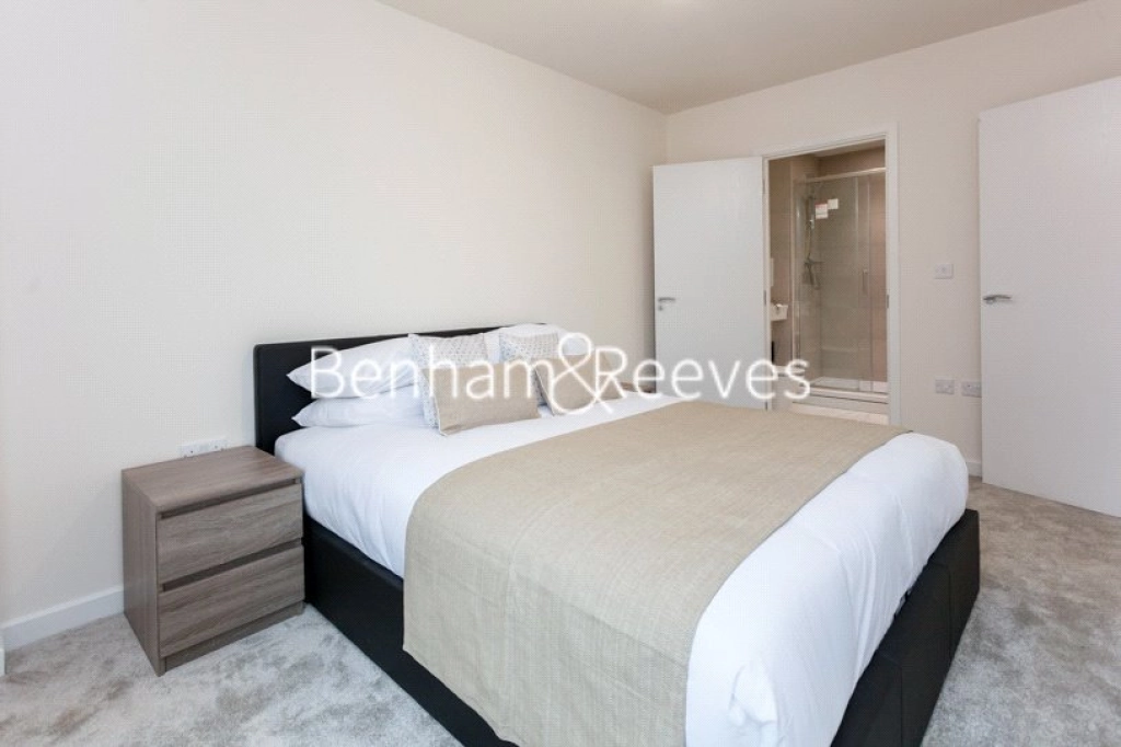 2 bedrooms apartments/flats for sale in Hargrave Drive, Harrow - HA1 view 15