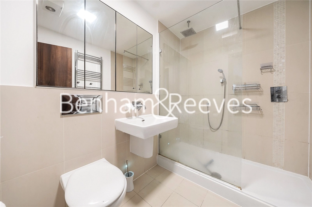 2 bedrooms apartments/flats for sale in Kings Mill Way, Denham, Uxbridge - UB9 view 6
