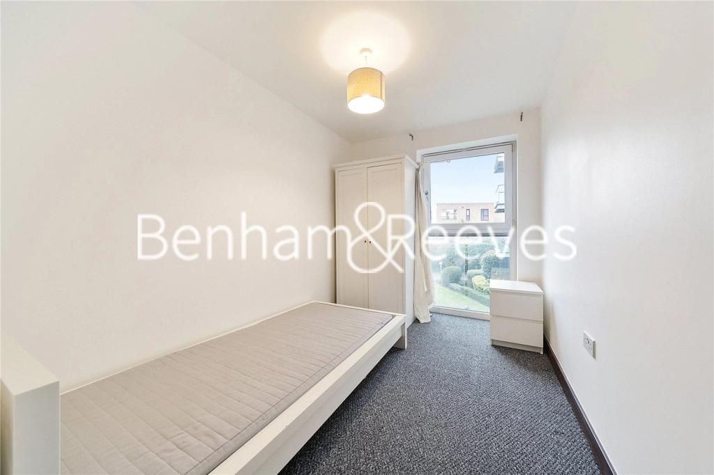 2 bedrooms apartments/flats for sale in Kings Mill Way, Denham, Uxbridge - UB9 view 13