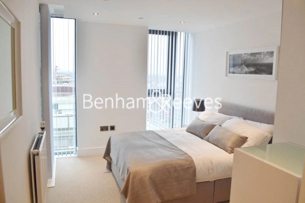 2 bedrooms apartments/flats for sale in Uxbridge Road, London - W5 view 5