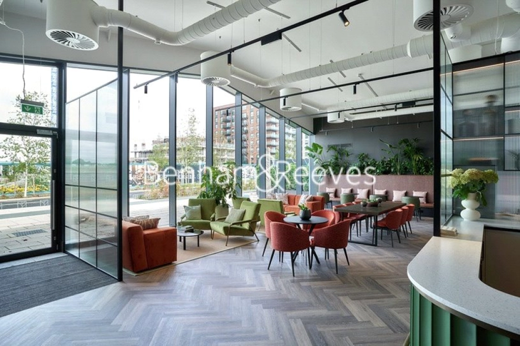 1 bedroom apartments/flats for sale in Cedrus Avenue, Southall - UB1 view 16