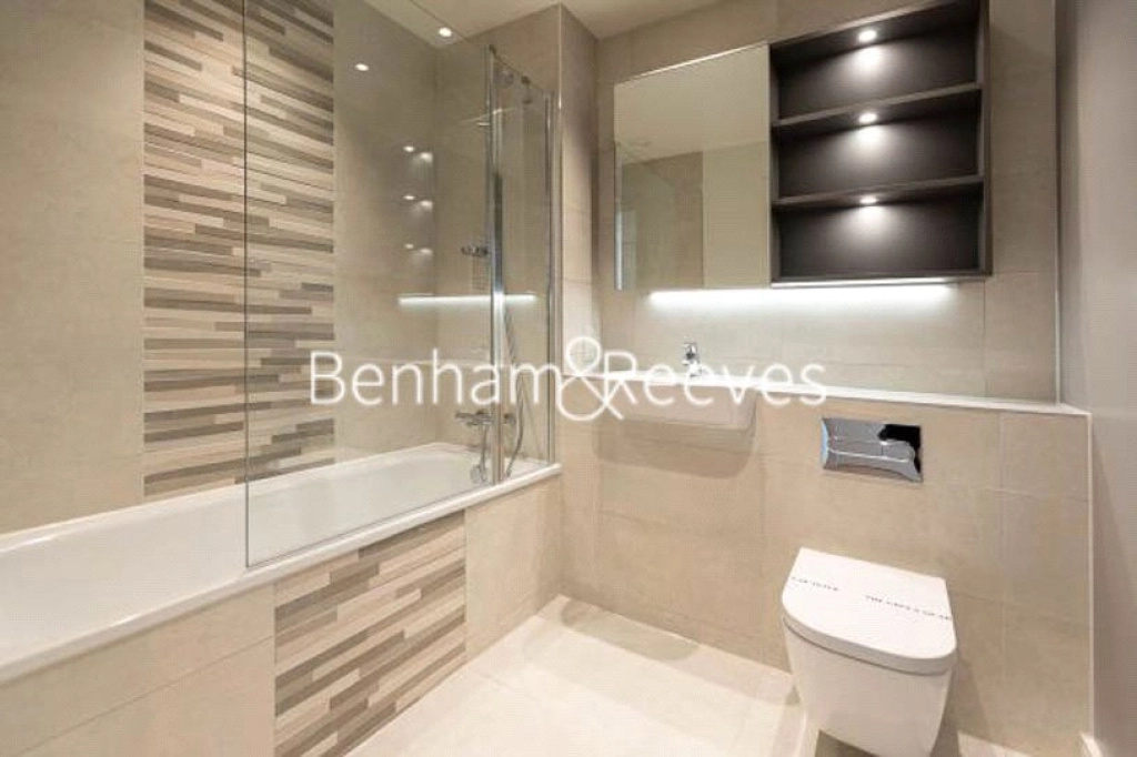 1 bedroom apartments/flats for sale in Greenleaf Walk, Southall - UB1 view 5